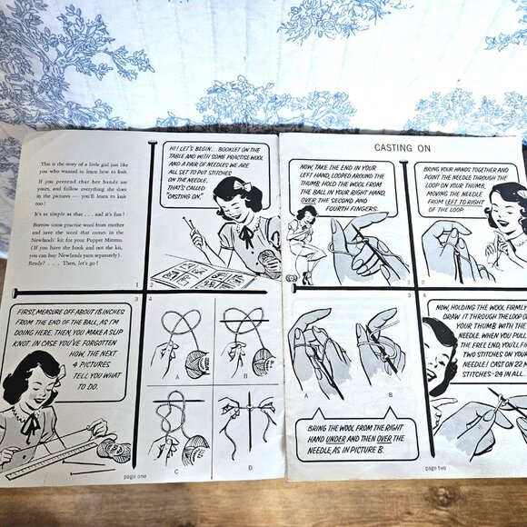 Bundle of 4 Vintage Doll Clothes And Children's Knitting Crochet Leaflets - Picture 5 of 14